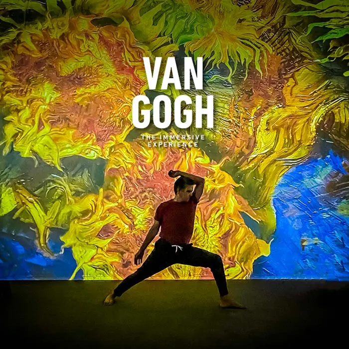 Yoga en Van Gogh: La Experiencia Inmersiva - Van Gogh Exposición: La Experiencia Inmersiva - Miami